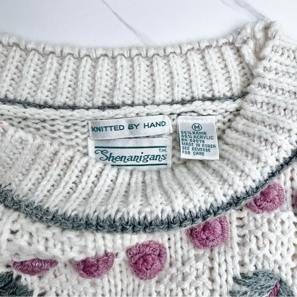 Vintage Hand Knit Sweater Leaves & Berries Off White Size Medium - Picture 8 of 10